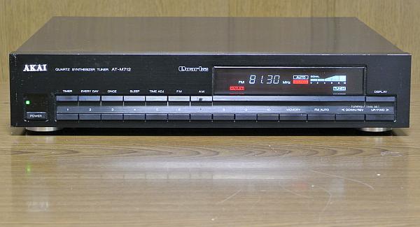 AKAI AT-M712