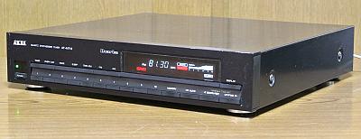 AKAI AT-M712